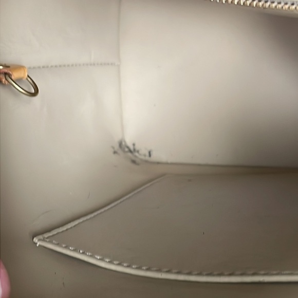 Louis Vuitton Houston Patent Leather Yellow Gold Shoulder Tote Bag Embossed - Picture 15 of 16